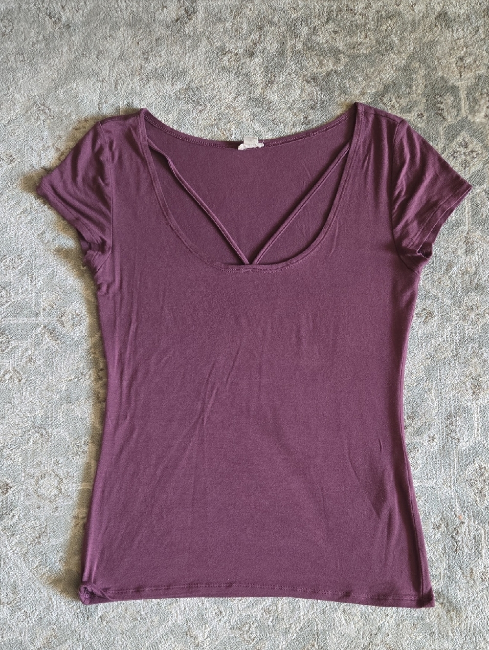 Top criss-cross detail - M